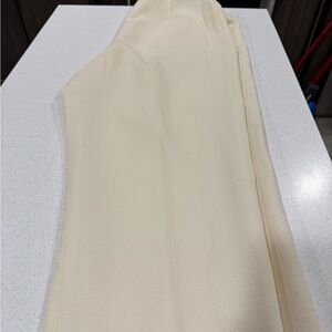 Alfred Dunner Women’s Swan Lake flowey pants, size 16, cream color, NWT
